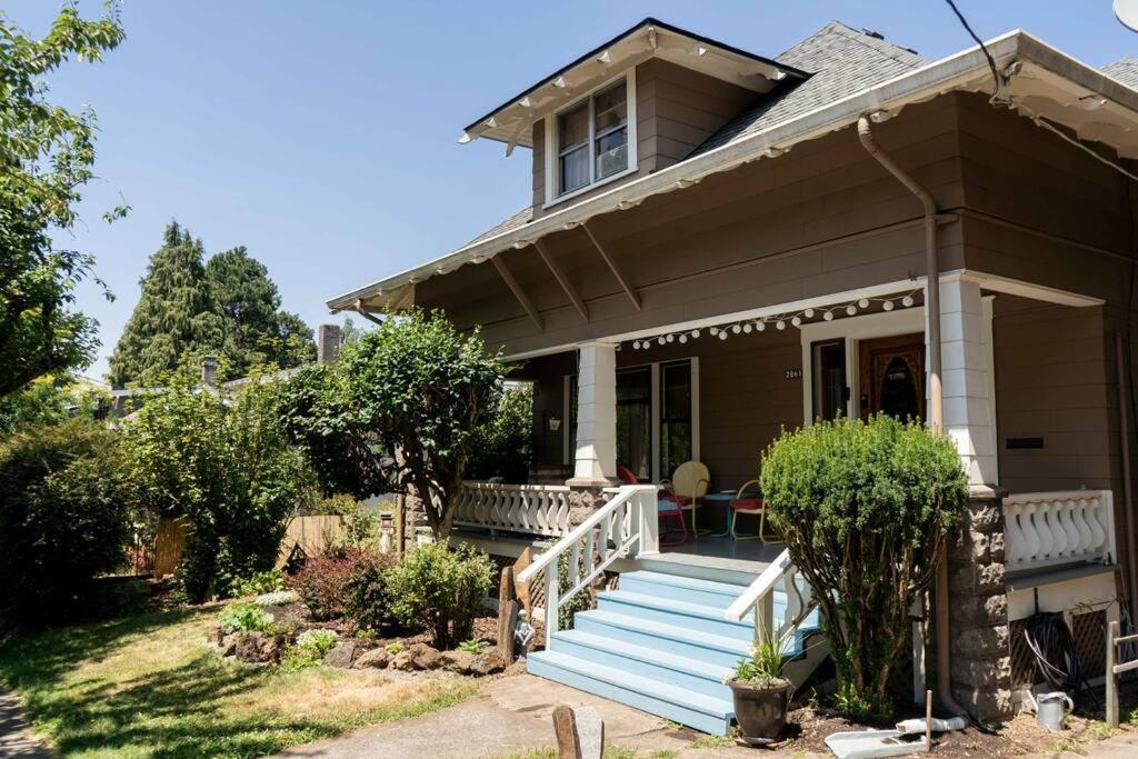 Southeast Portland Comfy & Eclectic Craftsman Home Exterior photo